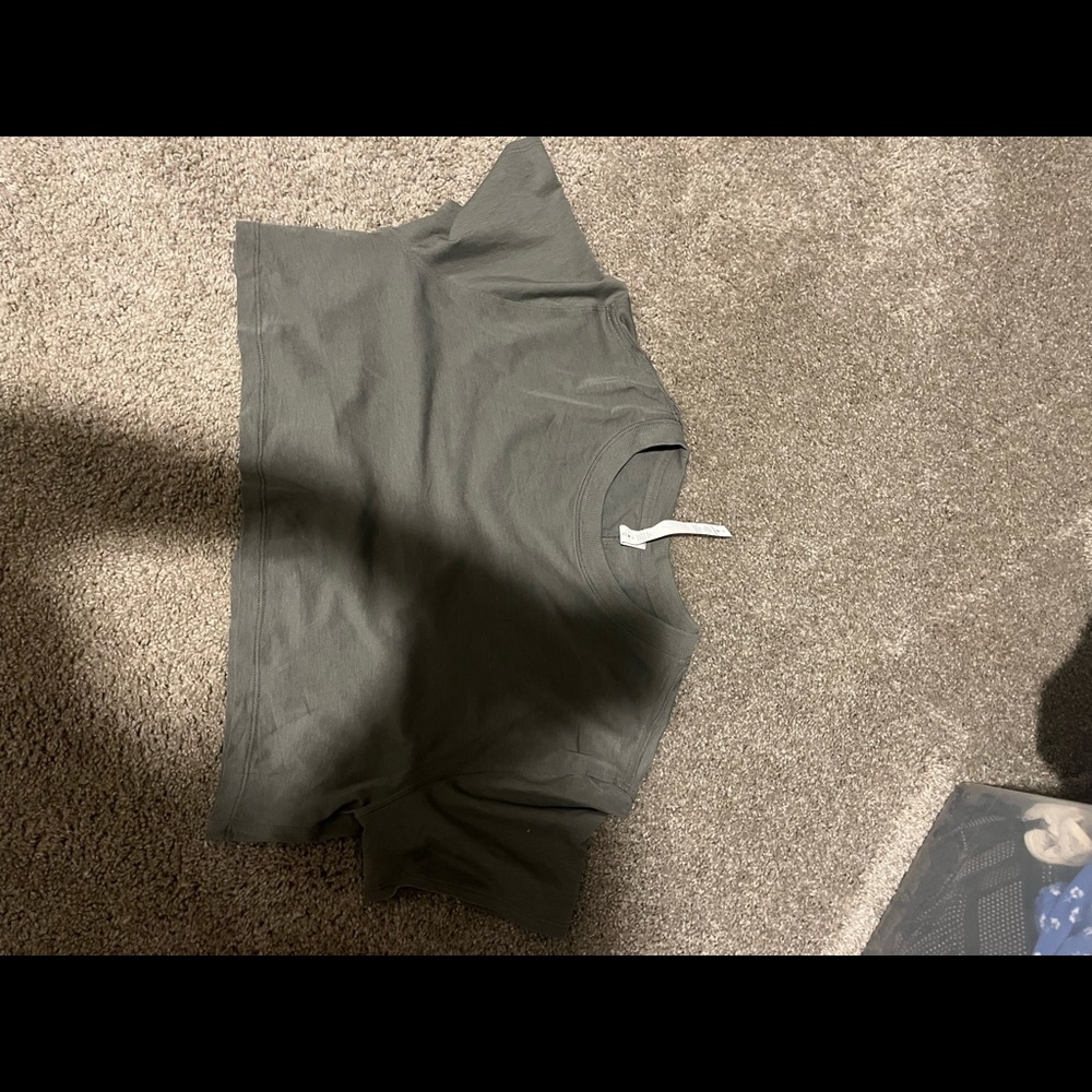 All yours cropped tee